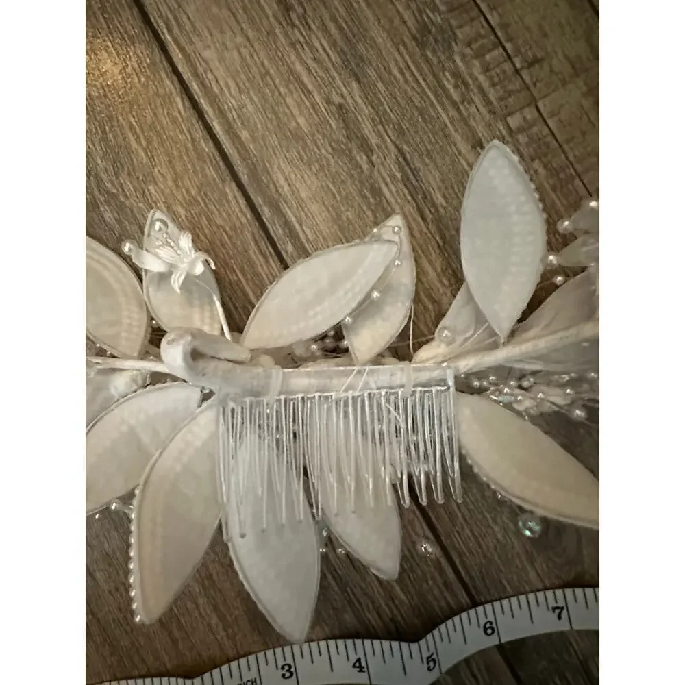 Women's White Floral Feather Bridal Hair Clip Headband vintage 80s